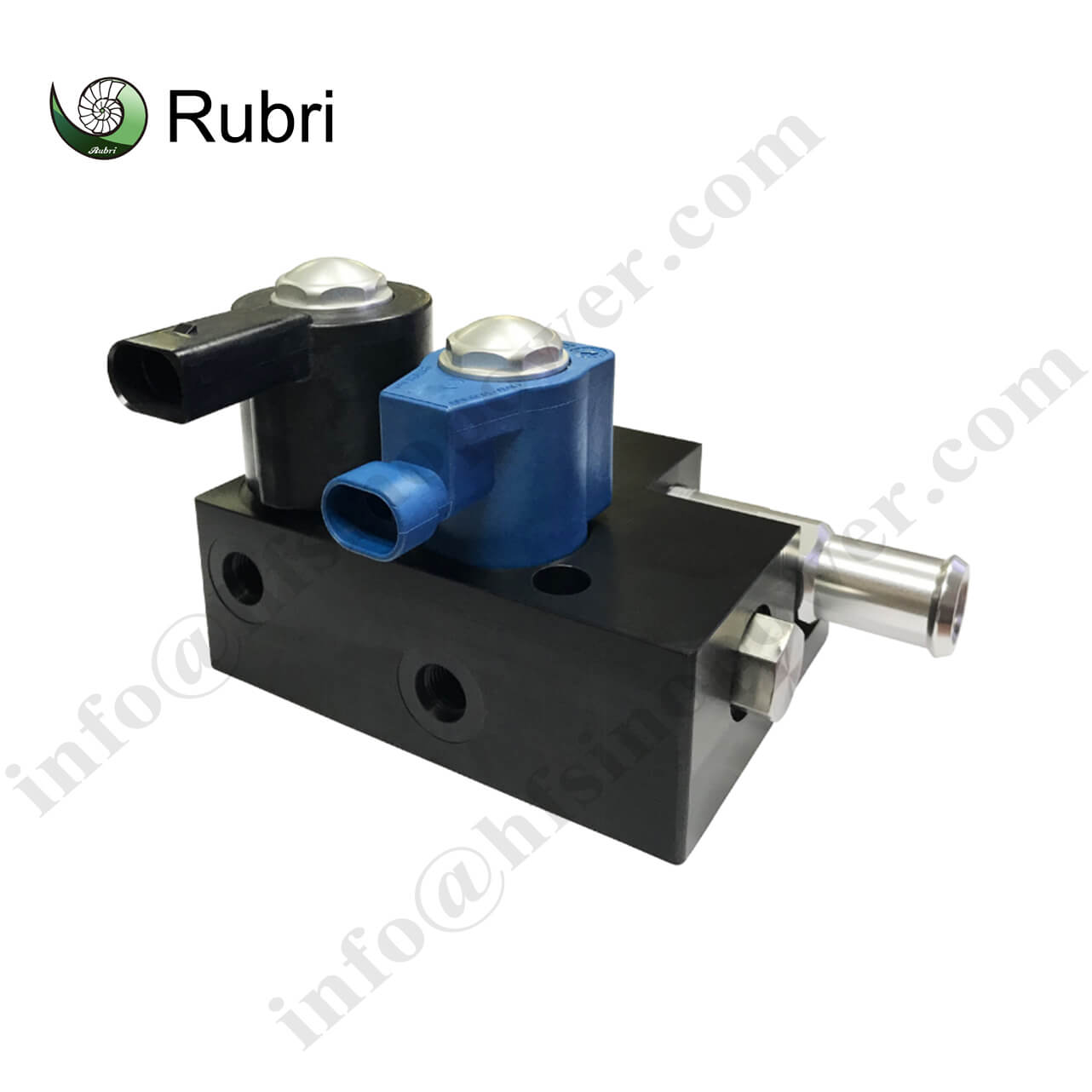 Outlet pressure adjustable pressure regulator